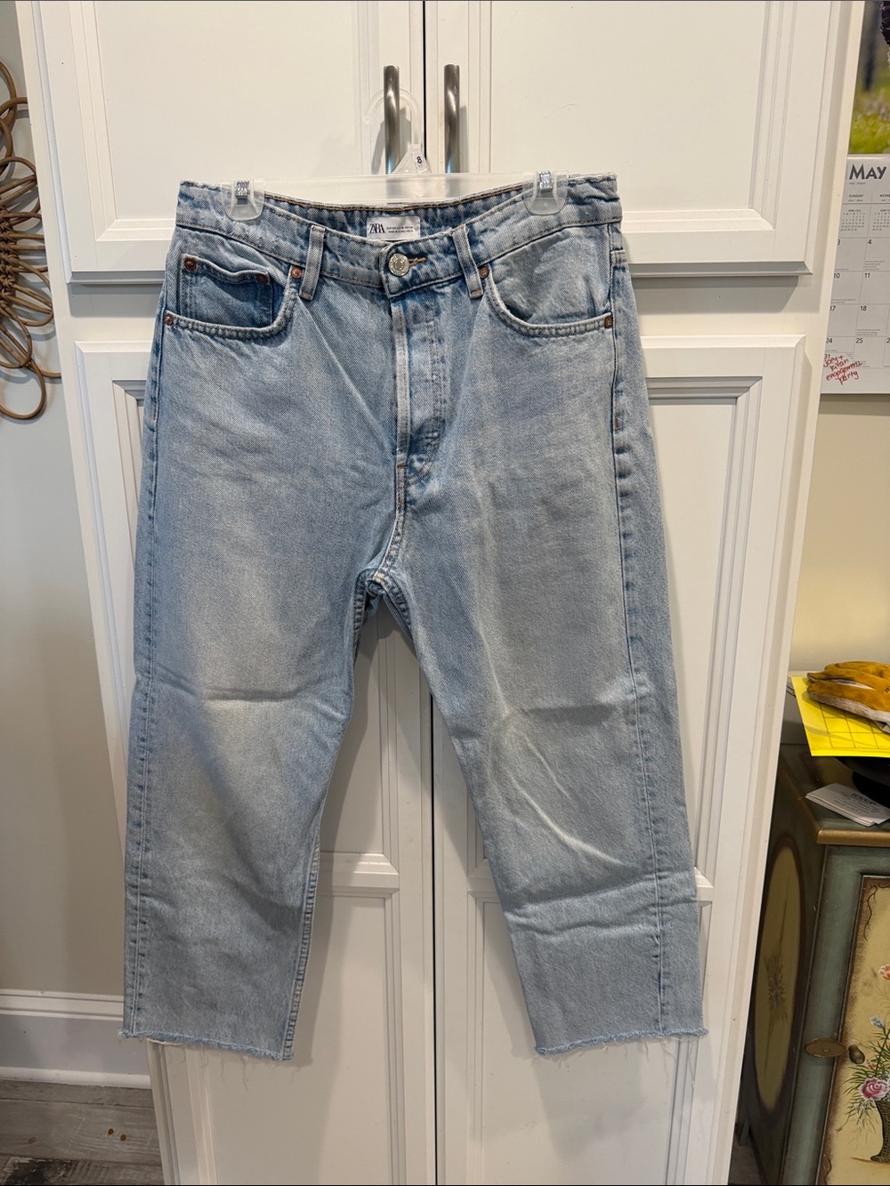 Zara Light Blue Women's Relaxed Jeans